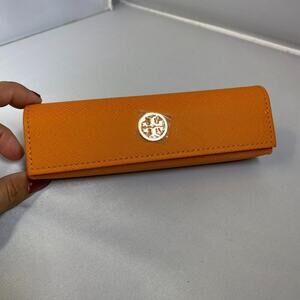 TORY BURCH SLIM EYEGLASS OR SUNGLASS CASE With Cloth